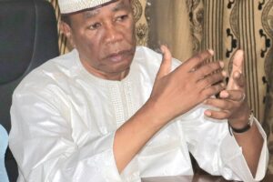 الحبو.. يطلق مشاورات إصلاح المنظومة التعليمية ويوجه نحو إدارة أكثر كفاءة