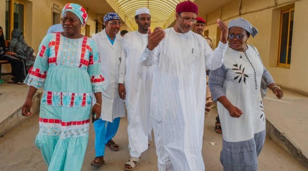 تشاد: تعاون طبي تشادي فرنسي في “مستشفى الأم والطفل” لتعزيز الجراحة التخصصية