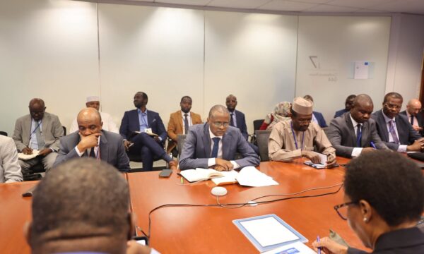 تشاد والبنك الدولي يبحثان تسريع تنفيذ المشاريع ضمن شراكة 2026–2031 في واشنطن