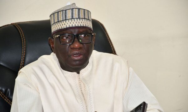 اجتماع أمني رفيع في أنجمينا… تحذير من تجمعات غير مرخّصة وتعزيز التدابير الوقائية