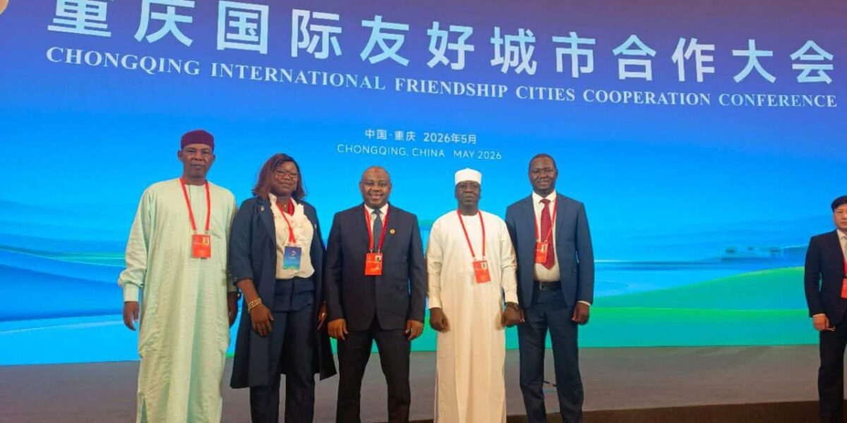 من أنجمينا إلى تشونغتشينغ… تشاد تبحث عن “وصفة صينية” لتحديث العاصمة