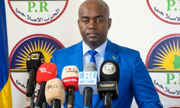 في ذكرى الاستقلال.. الحزب الإصلاحي يدعو إلى الإفراج عن المعارضين وحوار وطني شامل