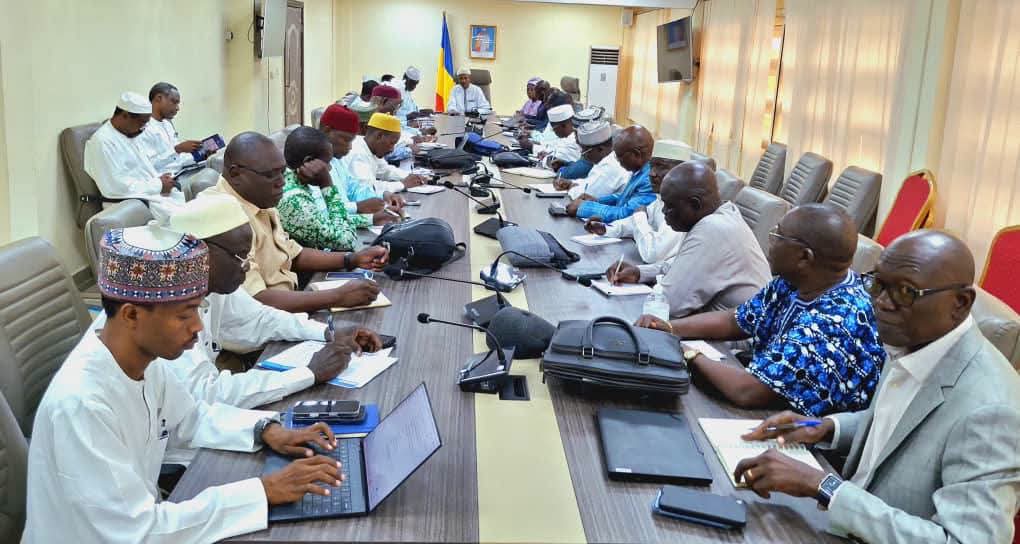 وزير الصحة يدعو إلى تعزيز الرقابة الميدانية وتسريع جهود التلقيح<p dir="rtl"><br><!--/data/user/0/com.samsung.android.app.notes/files/clipdata/clipdata_bodytext_260905_114256_364.sdocx--></p>