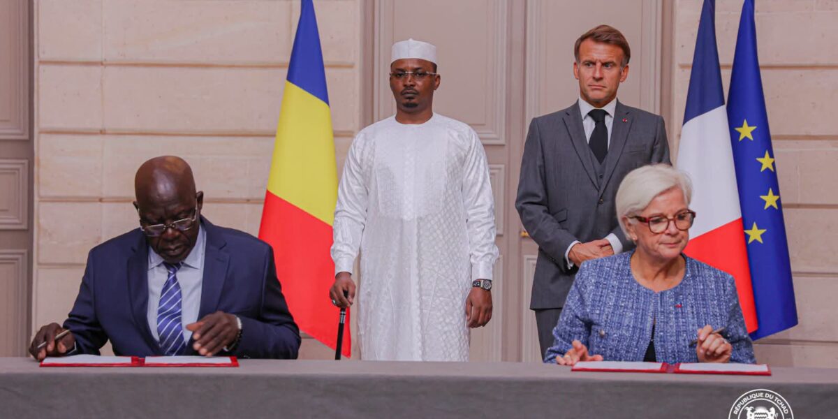 تشاد وفرنسا تعيدان تنشيط التعاون الدفاعي بإعلان نوايا في باريس